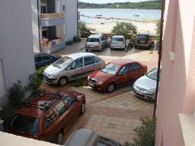 oglasi, Srima-Vodice-Apartman uz more 39.38 m2