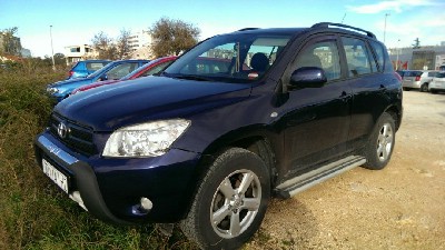 Zamjena Rav 4 Toyota za brod sa kuhinjom