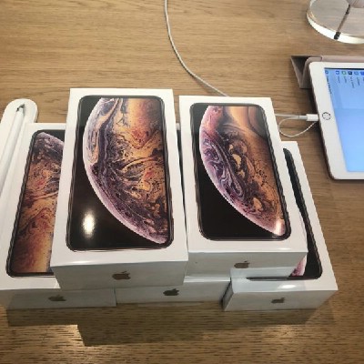 iPhone XS 550EUR iPhone XS Max 610EUR