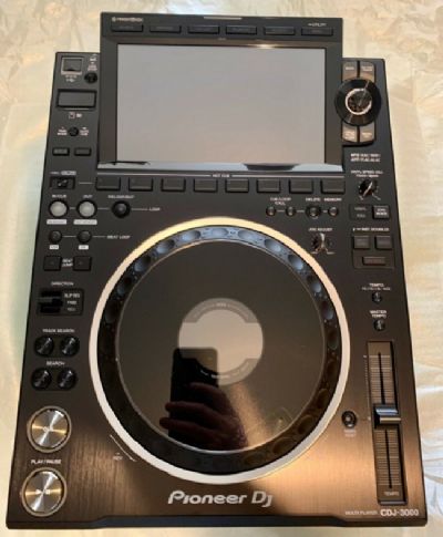 Pioneer Cdj-3000, Pioneer Cdj 2000NXS2