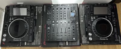 Pioneer CDJ-3000  / Pioneer DJM-A9 Mixer