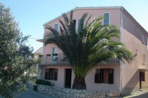 oglasi, PRIMOTEN-APARTMANI VILA PALMA