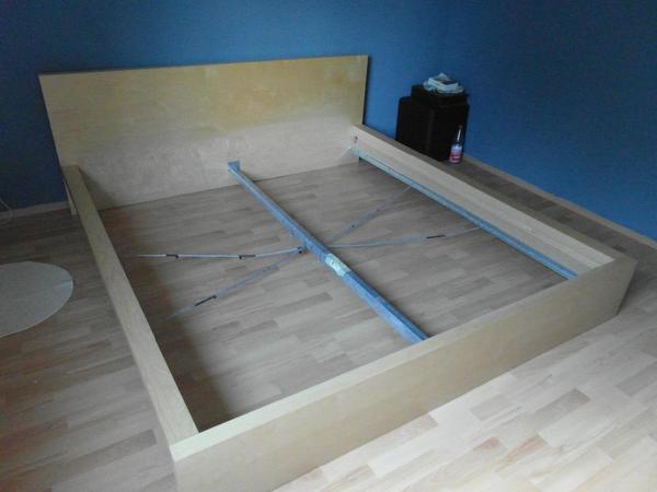 oglasi, Ikea MALM bracni krevet