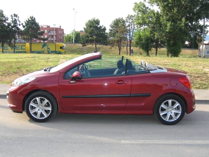 oglasi, Peugeot 207 CC Sport